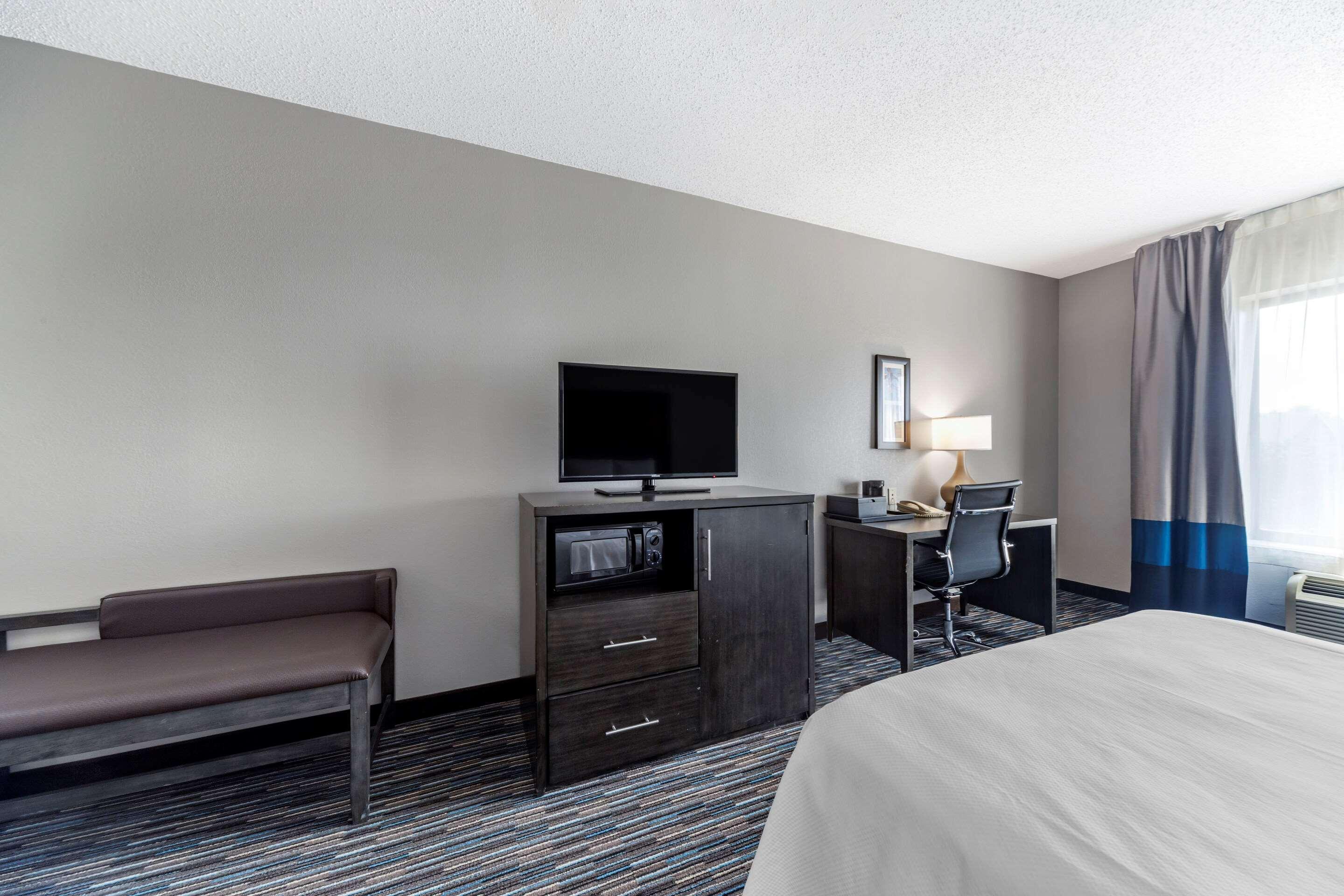 Garner Hotel Oklahoma City - Quail Springs By Ihg Экстерьер фото