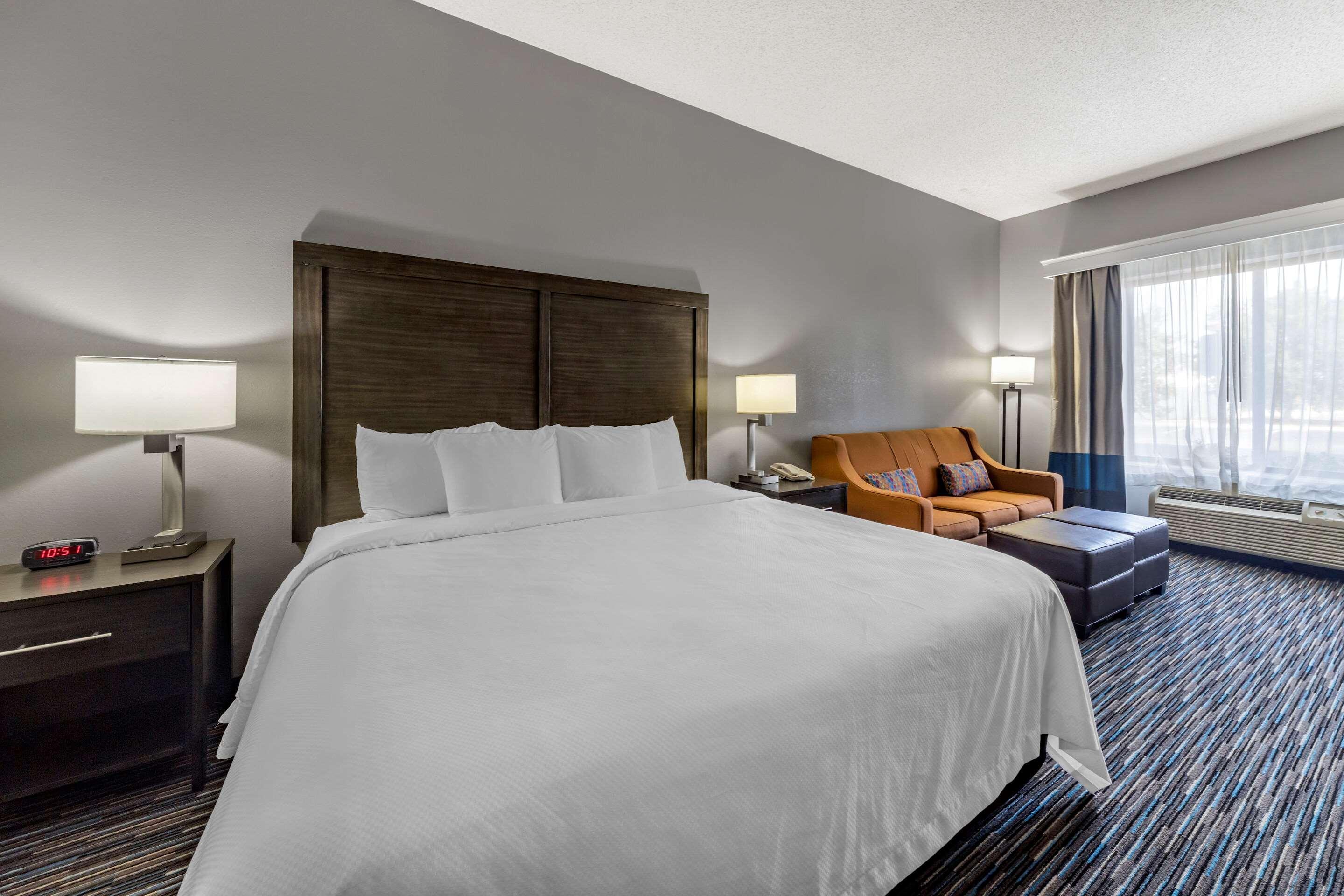 Garner Hotel Oklahoma City - Quail Springs By Ihg Экстерьер фото
