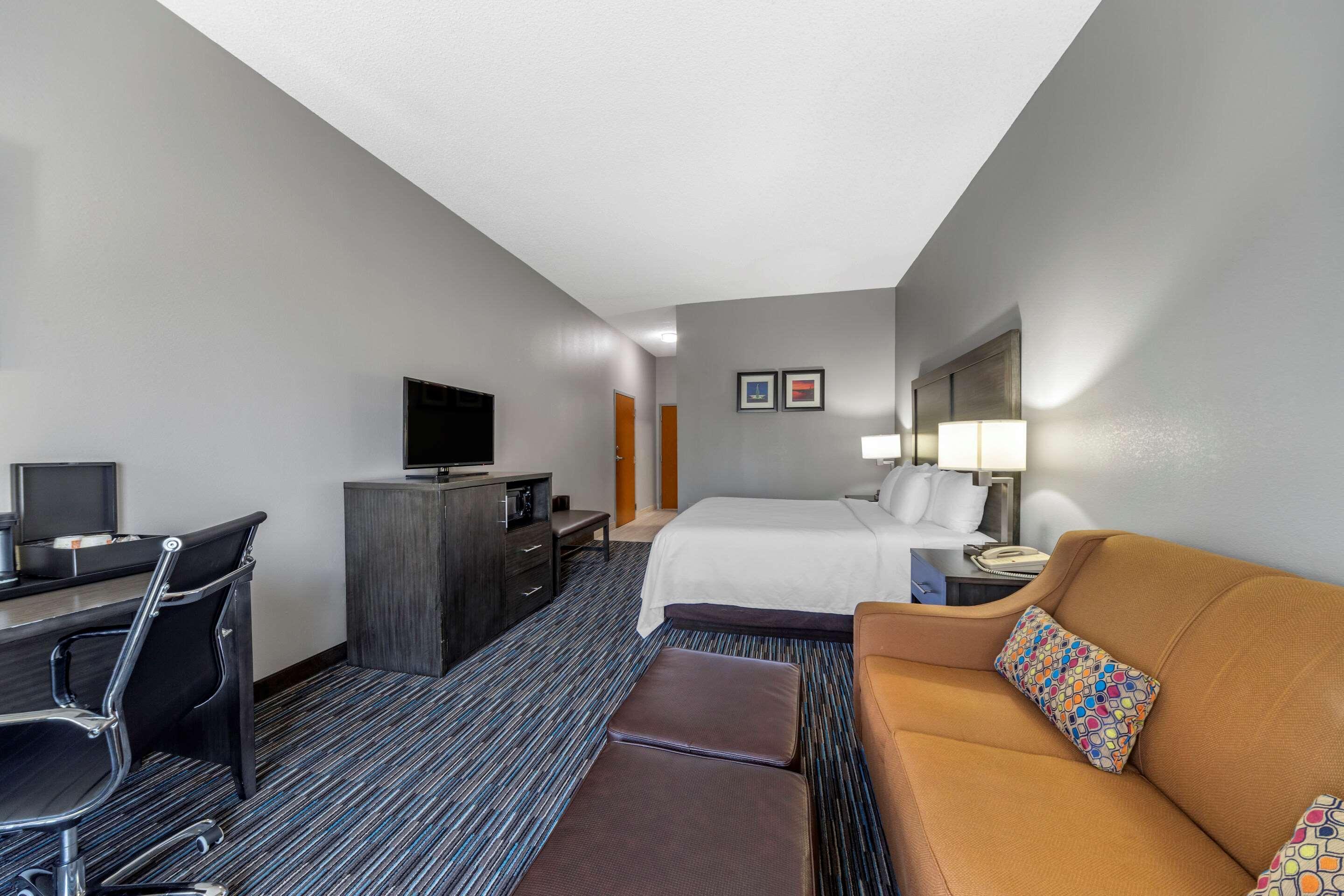 Garner Hotel Oklahoma City - Quail Springs By Ihg Экстерьер фото