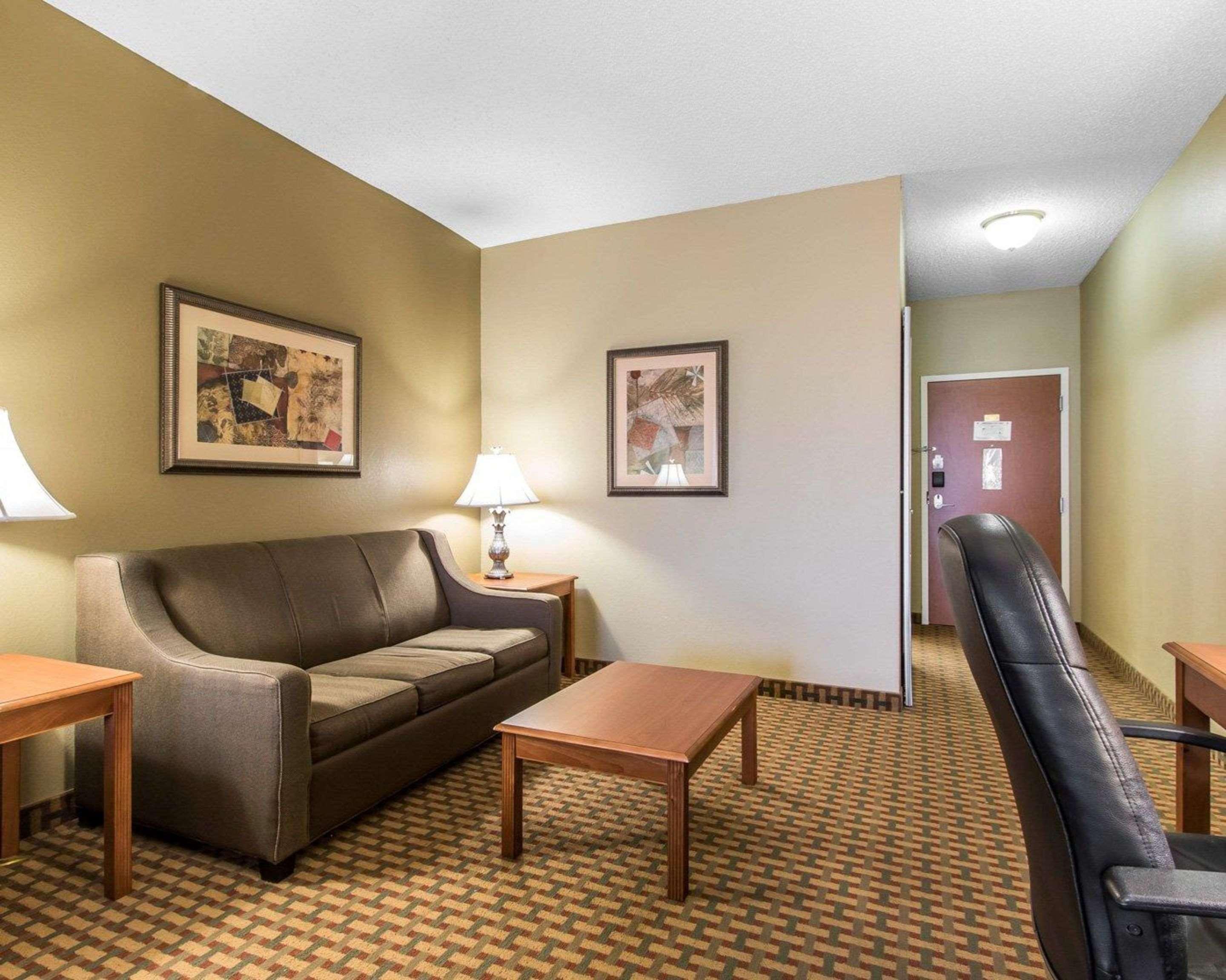 Garner Hotel Oklahoma City - Quail Springs By Ihg Экстерьер фото