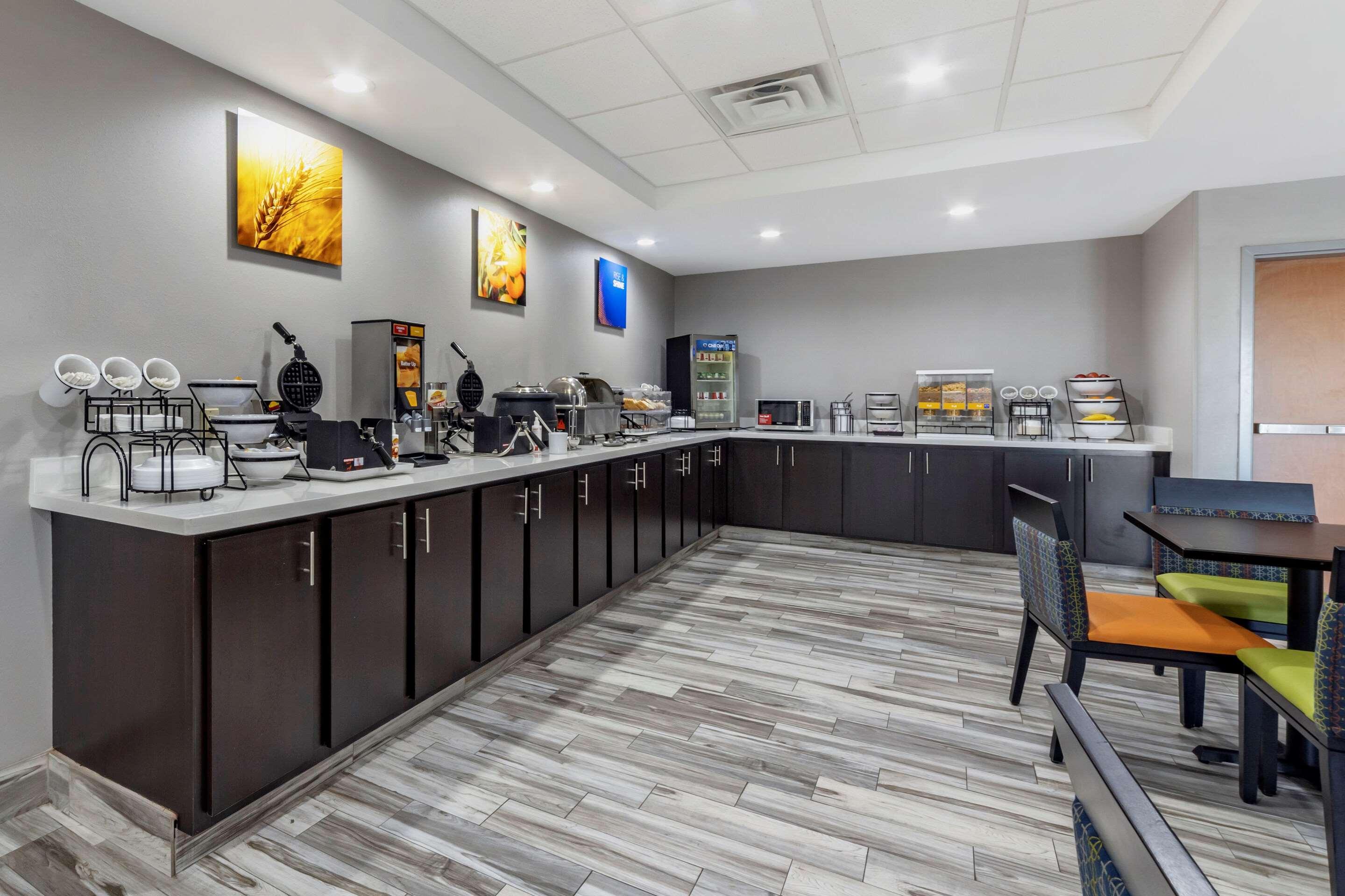 Garner Hotel Oklahoma City - Quail Springs By Ihg Экстерьер фото